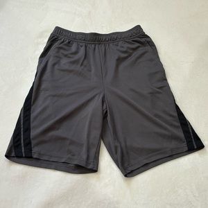 ALL IN MOTION Boy’s Athletic Basketball Shorts - gray/black, size S